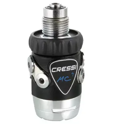 Highlight MC9 SC Atemregler als zweite erste Stufe nach EN 250 Kaltwasserstufe Cressi
