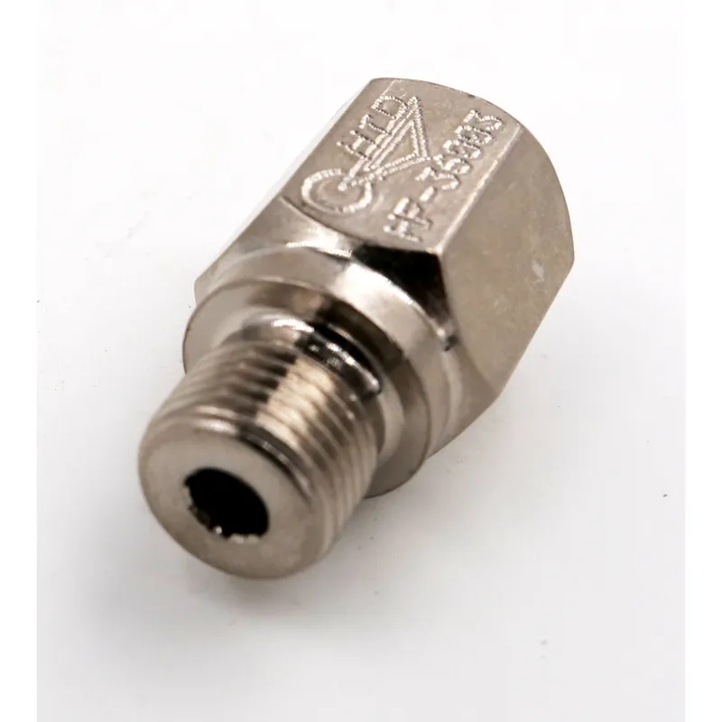 Knallerangebot Schlauchadapter, Inflatornippel G1/8" Aussengewinde - UNF 3/8" Innengewinde für Atemregler