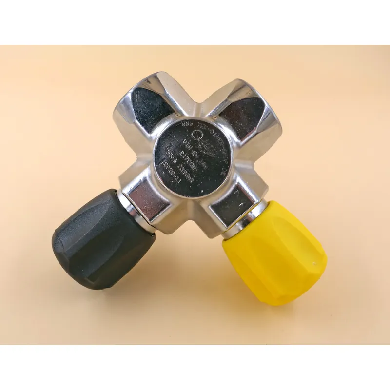 Cross double valve L compressed air G5/8” 232bar E17con small conical diving cylinder valve Abverkauf