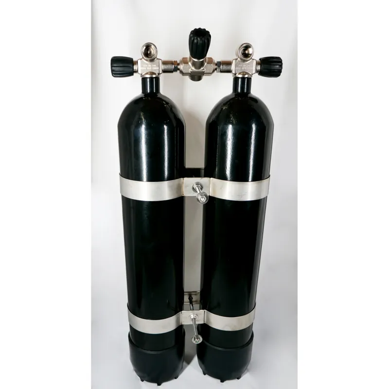 Ausverkauf Doppelpack 8,5 Liter 232bar 140mm mit absperrbarer Brücke 186mm schwarz