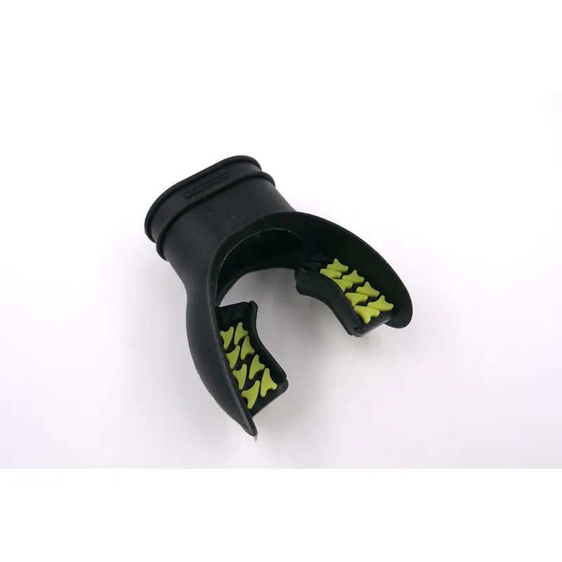 Versand Am Gleichen Tag Mouthpiece silicone "Shark" black/yellow