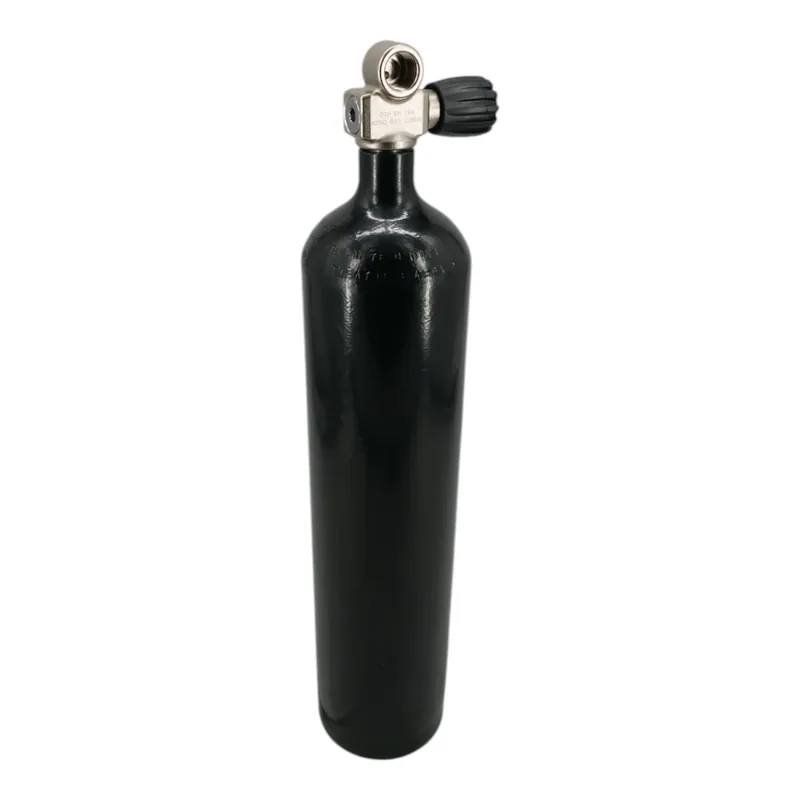 Abverkauf Diving bottle 4 litre 200bar complete with valve white M18x1,5 Mono valve expandable G5/8"-Right