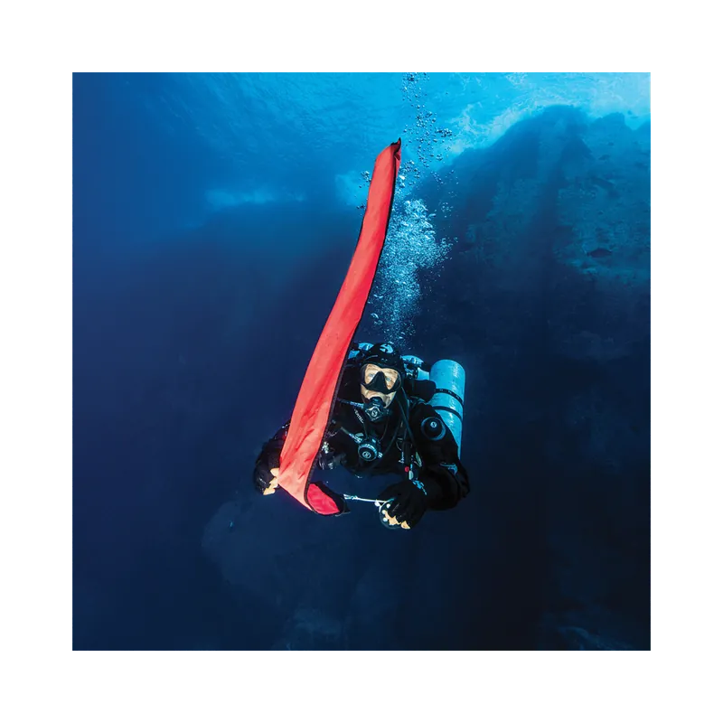 Aktuell Marker Buoy for Emergency or Decompression