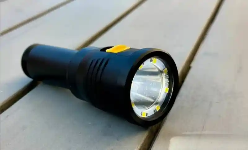Nanight eXplore 1 - Nanight X1 - inkl. wiederaufladbarem Akku und Charge Adapter Sichere Zahlung