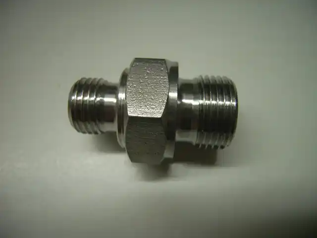 Neu Doppelnippel G 1/4" - G 3/8"