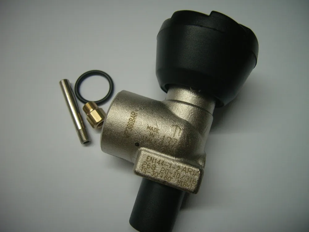 Mono Ventil mit M18x1,5 Einschraubgewinde für 300 bar Highlight