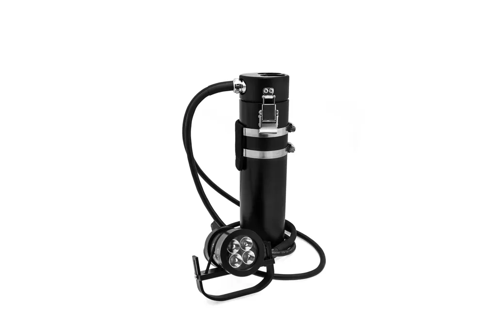 Neue Ware Side Mount LED Akkutanklampe 20 W, 2 Kippschalter, 27,2 Ah Akku , E/O Cord 35/65cm für Lampenkopf, 1x E/O Cord 65cm für Heizung